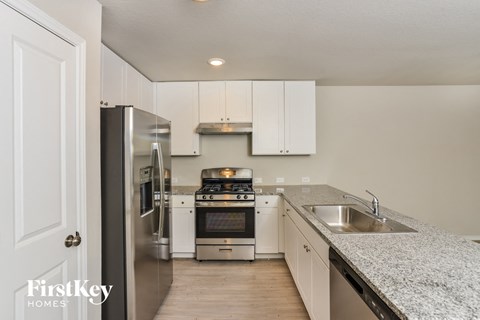 6452 Cotton Ridge 4 Beds Apartment for Rent