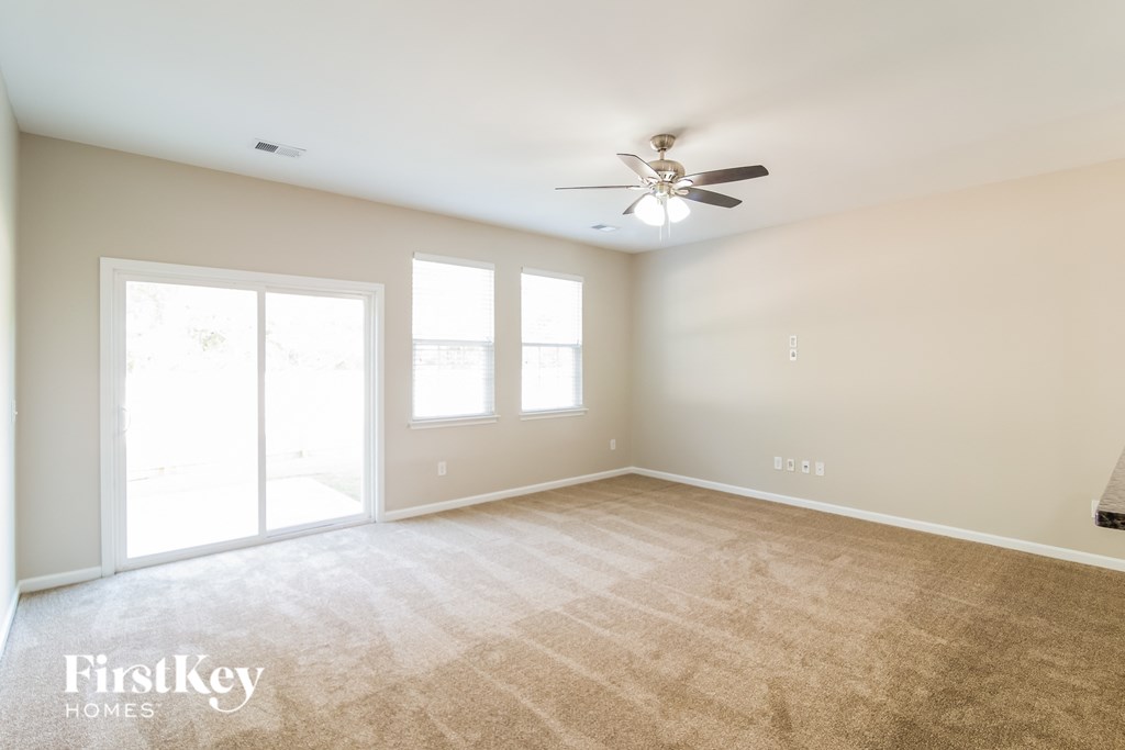 7762 High Maple Circle 5 Beds House for Rent - Photo Gallery 3