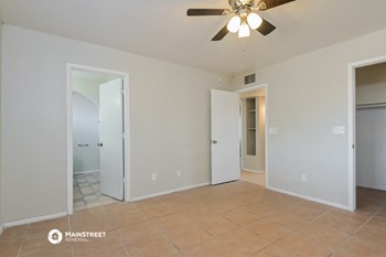 1880 W Mountain Oak Ln 3 Beds House for Rent - Photo Gallery 7