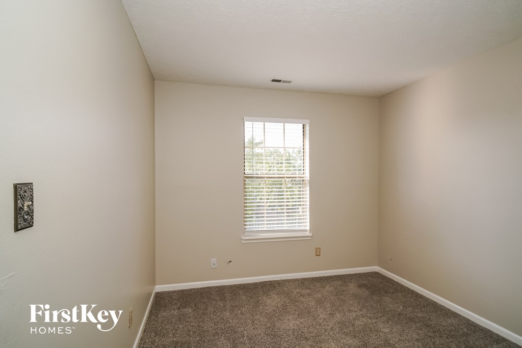 10145 E PARK VALLEY Drive 4 Beds House for Rent - Photo Gallery 10