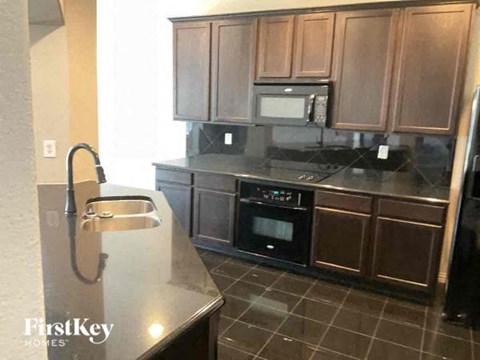 1209 Wentwood Drive 4 Beds Apartment for Rent