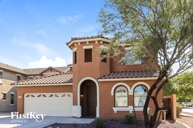 4027 W VALLEY VIEW Drive 4 Beds Apartment for Rent