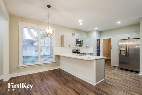 300 South Crawford Street 5 Beds House for Rent - Photo Gallery 6