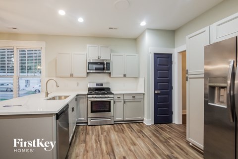 300 South Crawford Street 5 Beds House for Rent - Photo Gallery 7