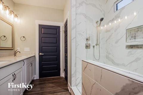 300 South Crawford Street 5 Beds House for Rent - Photo Gallery 10