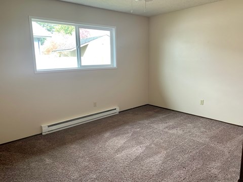 2254 JENNIFER PLACE 3 Beds Apartment for Rent