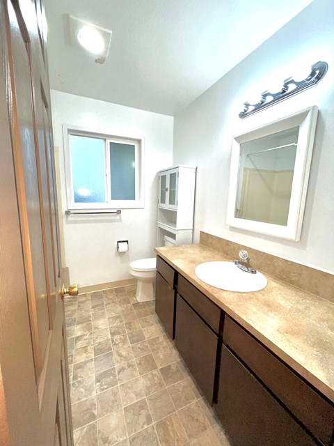 2254 JENNIFER PLACE 3 Beds Apartment for Rent