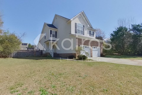 135 Hillandale Rd 3 Beds Apartment for Rent