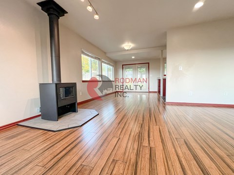 402 Suthard Road 2 Beds House for Rent - Photo Gallery 3