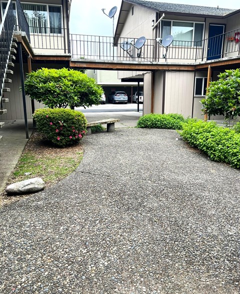 917 8TH AVENUE 2-3 Beds Apartment for Rent