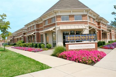 1001 Compton 4-5 Beds Apartment for Rent