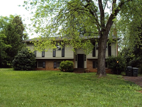 3037 Colonial Dr 3 Beds Apartment for Rent
