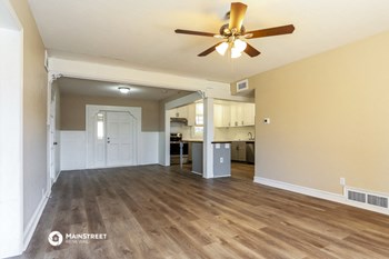 814 QUENTIN ST 3 Beds House for Rent - Photo Gallery 4