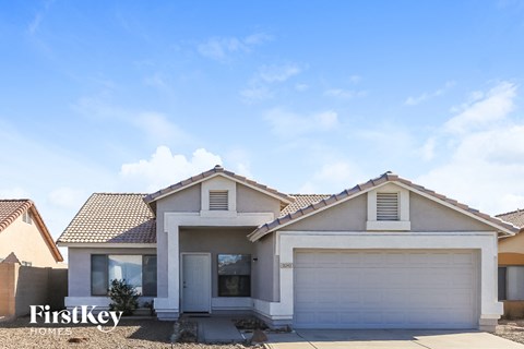 11243 W DIANA Avenue 4 Beds Apartment for Rent