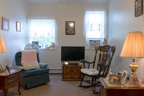16 St. John Avenue 1-2 Beds Apartment for Rent - Photo Gallery 4