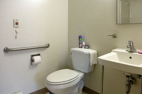 16 St. John Avenue 1-2 Beds Apartment for Rent - Photo Gallery 2