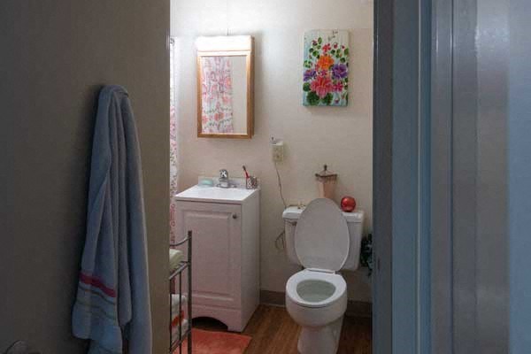 701 Hooper Rd 1 Bed Apartment for Rent - Photo Gallery 4