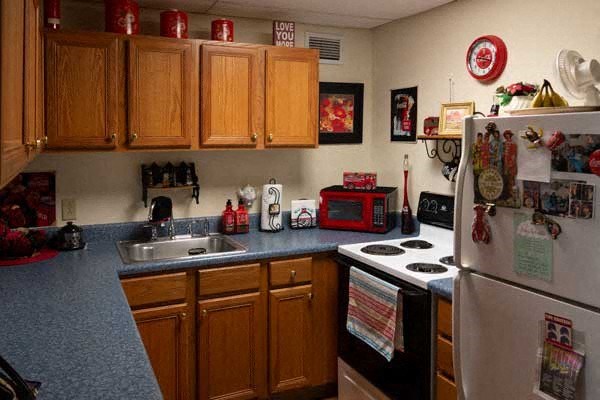 701 Hooper Rd 1 Bed Apartment for Rent - Photo Gallery 6