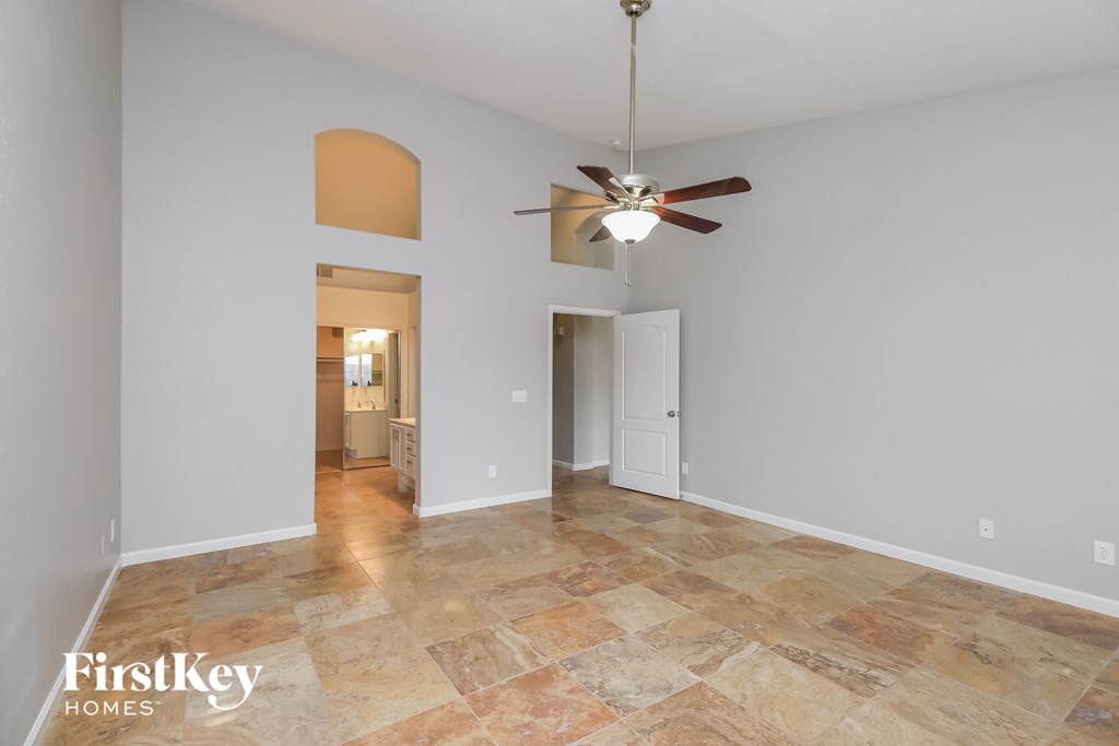 2907 E MILLBRAE Lane 3 Beds House for Rent - Photo Gallery 9