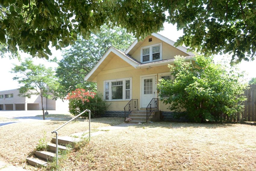 1344 Knox Ave 3 Beds House for Rent - Photo Gallery 1