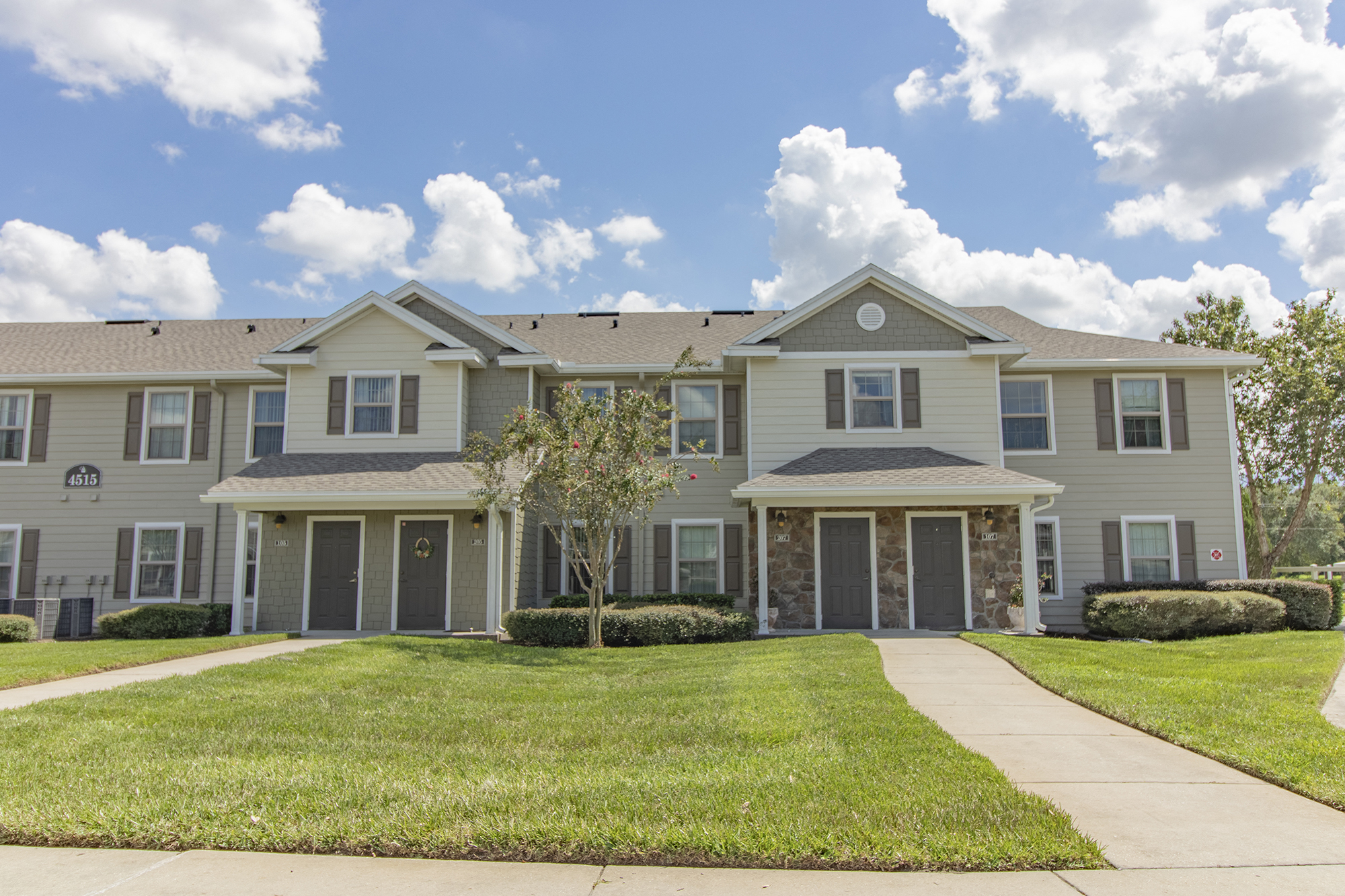 Apartments in Orlando, FL | Belle Isle Apartments | Concord Rents