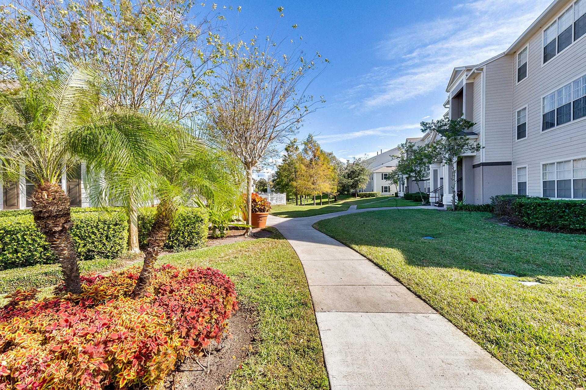 Charleston Club Apartments 500 Fox Quarry Lane Sanford Fl Rentcafe