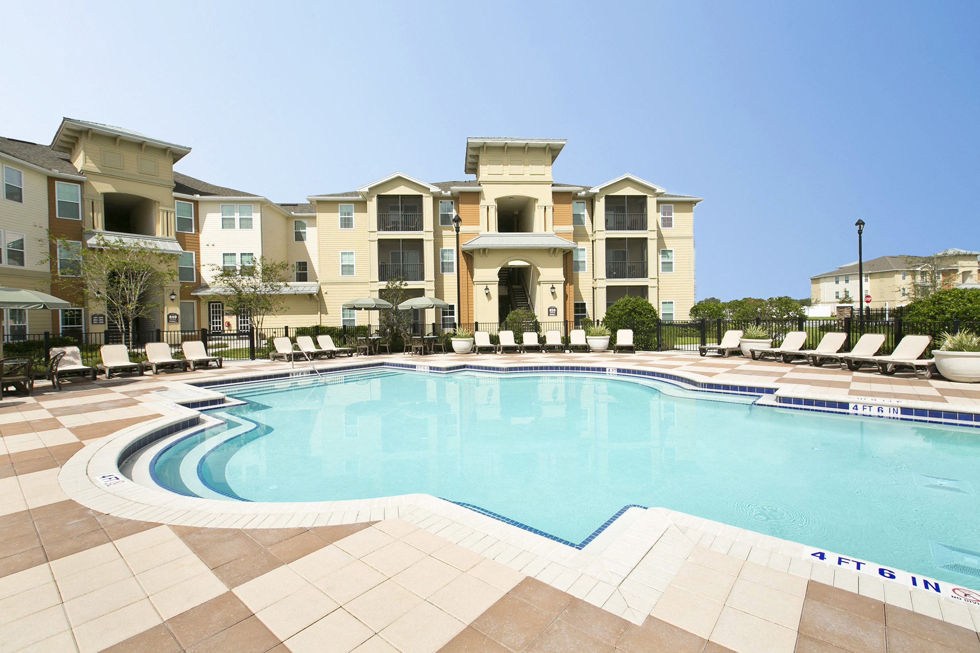 Apartments In Kissimmee Fl Fountains At San Remo Court