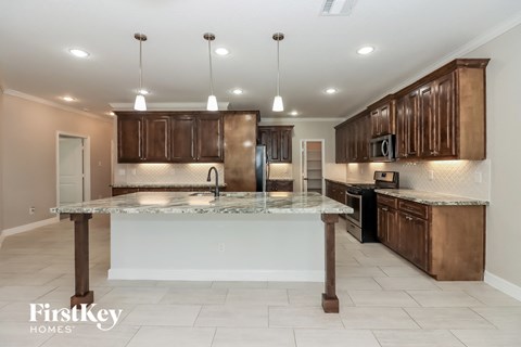 223 Rio Grande Drive 5 Beds Apartment for Rent