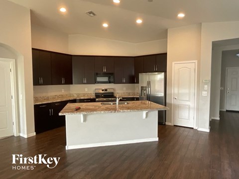 845 E GARY Lane 3 Beds Apartment for Rent