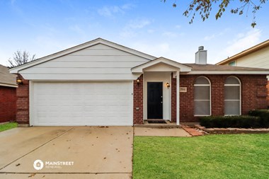 2744 YOAKUM ST 3 Beds House for Rent Photo Gallery 1