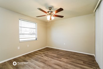 22300 Elmira Blvd 3 Beds House for Rent - Photo Gallery 12
