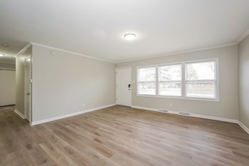 8110 MEADOW LN 3 Beds House for Rent - Photo Gallery 5