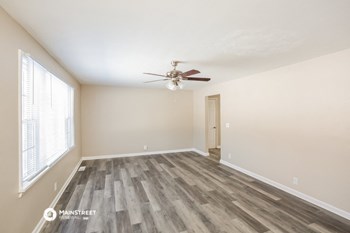 465 PARK ST 3 Beds House for Rent - Photo Gallery 4