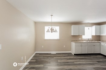 465 PARK ST 3 Beds House for Rent - Photo Gallery 6