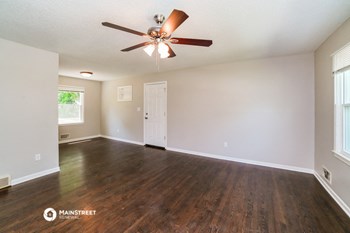 12807 E 53RD ST 3 Beds House for Rent - Photo Gallery 5