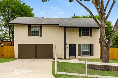 8829 SECLUDED DR 4 Beds Apartment for Rent