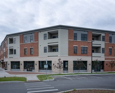 32 Cottonwood Drive 1 Bed Apartment for Rent