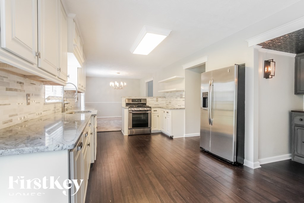 596 Waterview Boulevard 5 Beds House for Rent - Photo Gallery 5