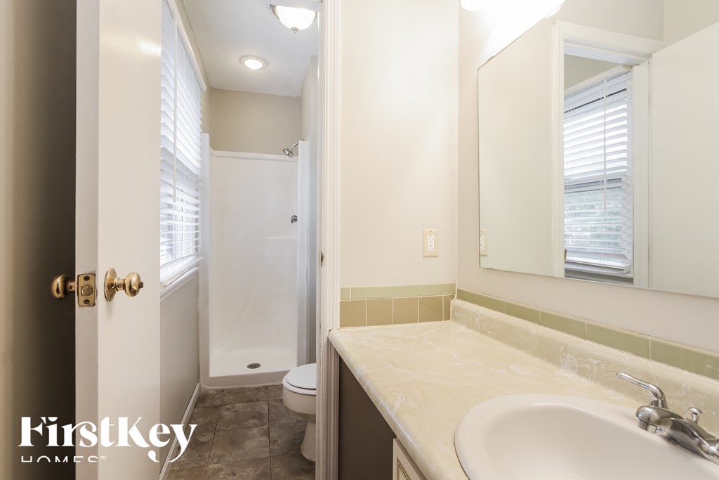 596 Waterview Boulevard 5 Beds House for Rent - Photo Gallery 11