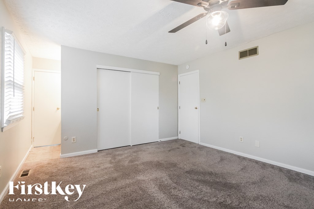 596 Waterview Boulevard 5 Beds House for Rent - Photo Gallery 12