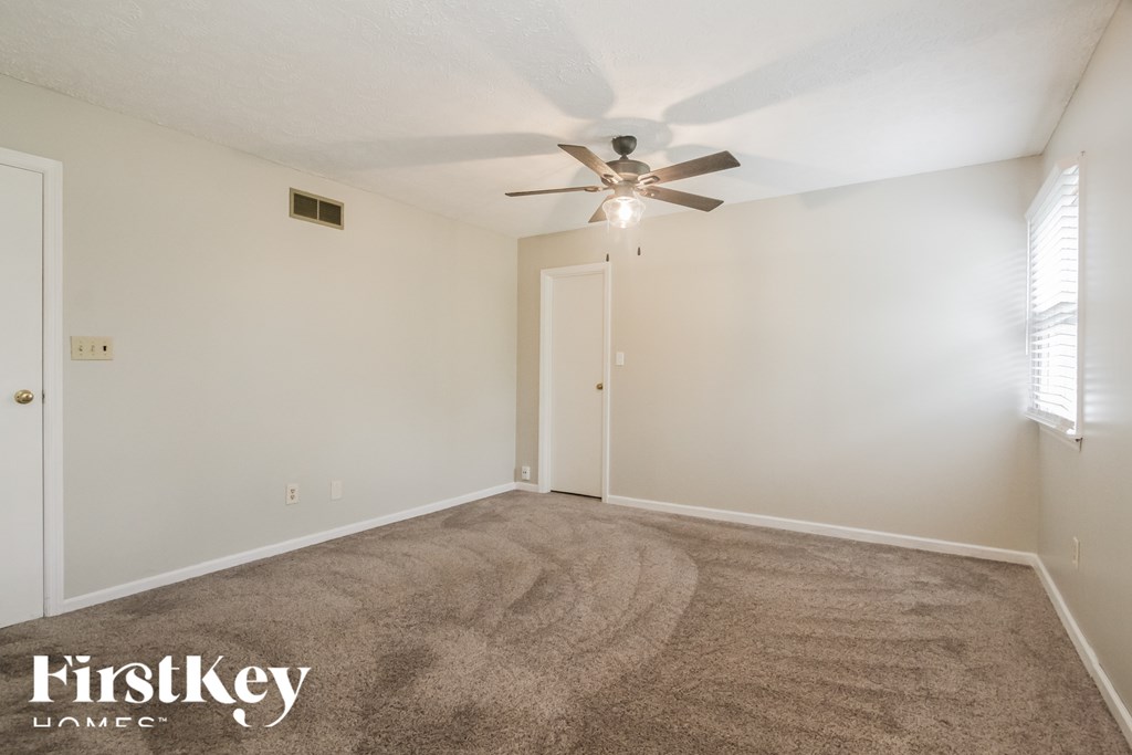 596 Waterview Boulevard 5 Beds House for Rent - Photo Gallery 13