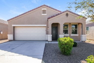 4997 E BLACK OPAL Lane 3 Beds Apartment for Rent