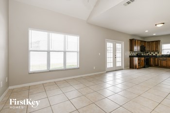 288 MAGICAL WAY 4 Beds House for Rent - Photo Gallery 3