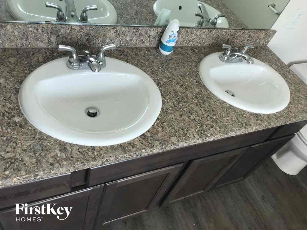 6630 Blimp Base Blvd 4 Beds House for Rent - Photo Gallery 14