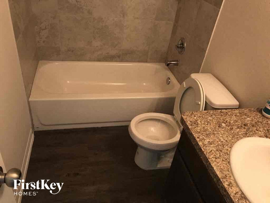 6630 Blimp Base Blvd 4 Beds House for Rent - Photo Gallery 5