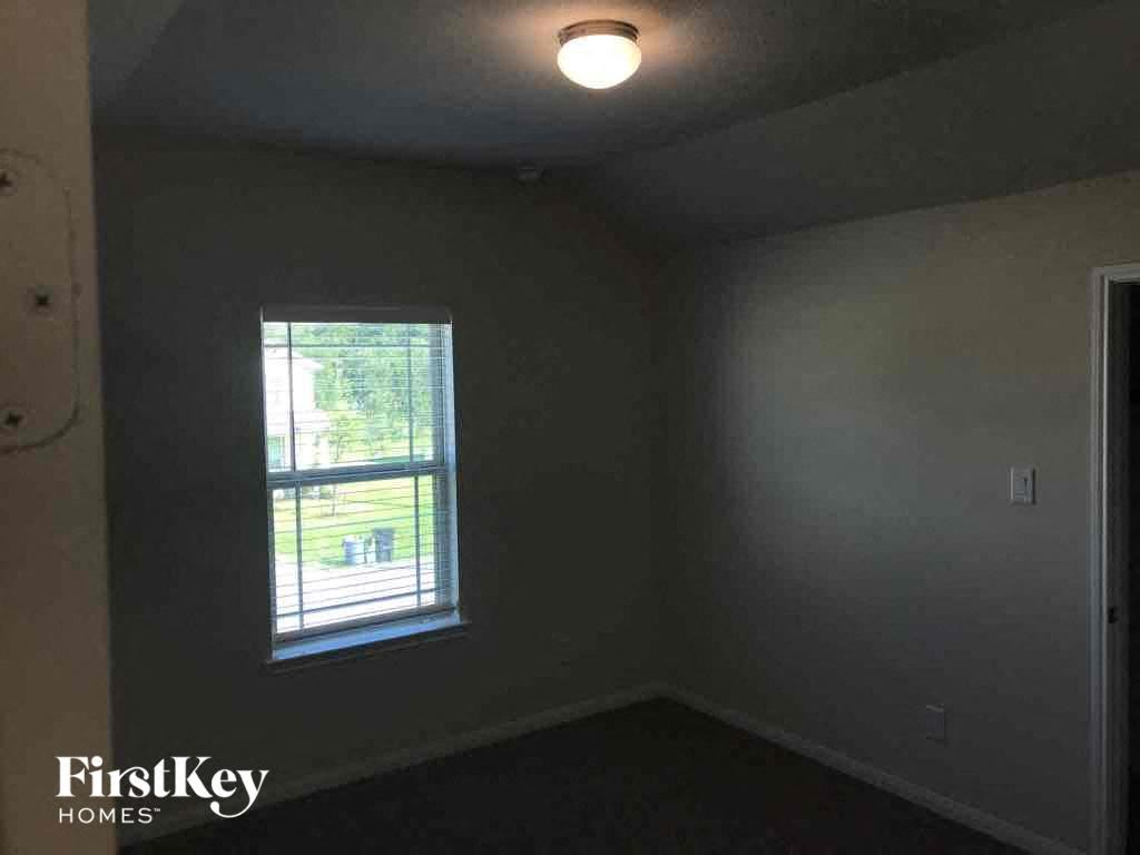 6630 Blimp Base Blvd 4 Beds House for Rent - Photo Gallery 9