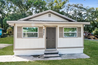 4007 E OSBORNE  Ave 3 Beds Apartment for Rent