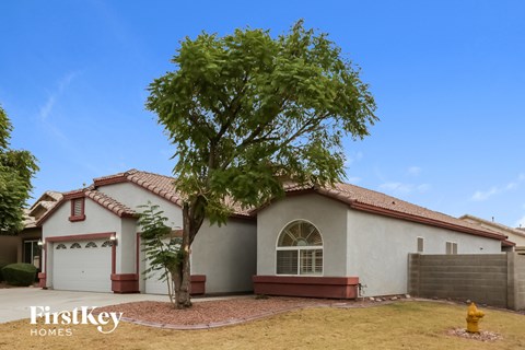 1027 W SAMANTHA WAY 3 Beds Apartment for Rent