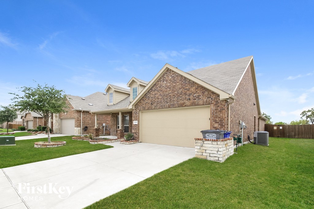 16209 Weymouth Drive Studio House for Rent - Photo Gallery 2