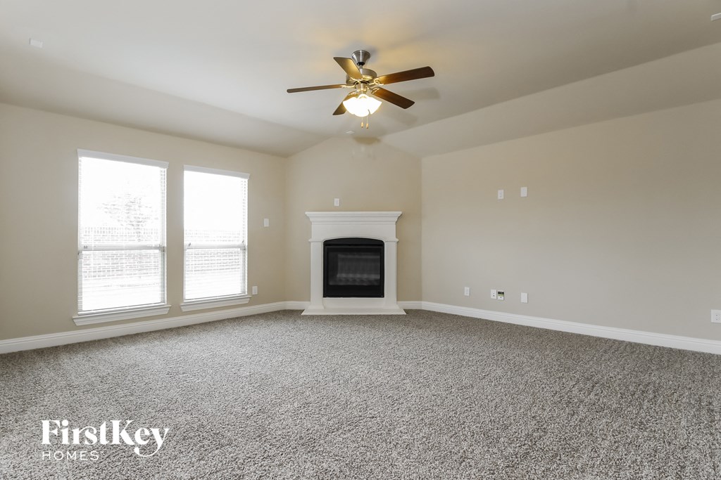 16209 Weymouth Drive Studio House for Rent - Photo Gallery 3